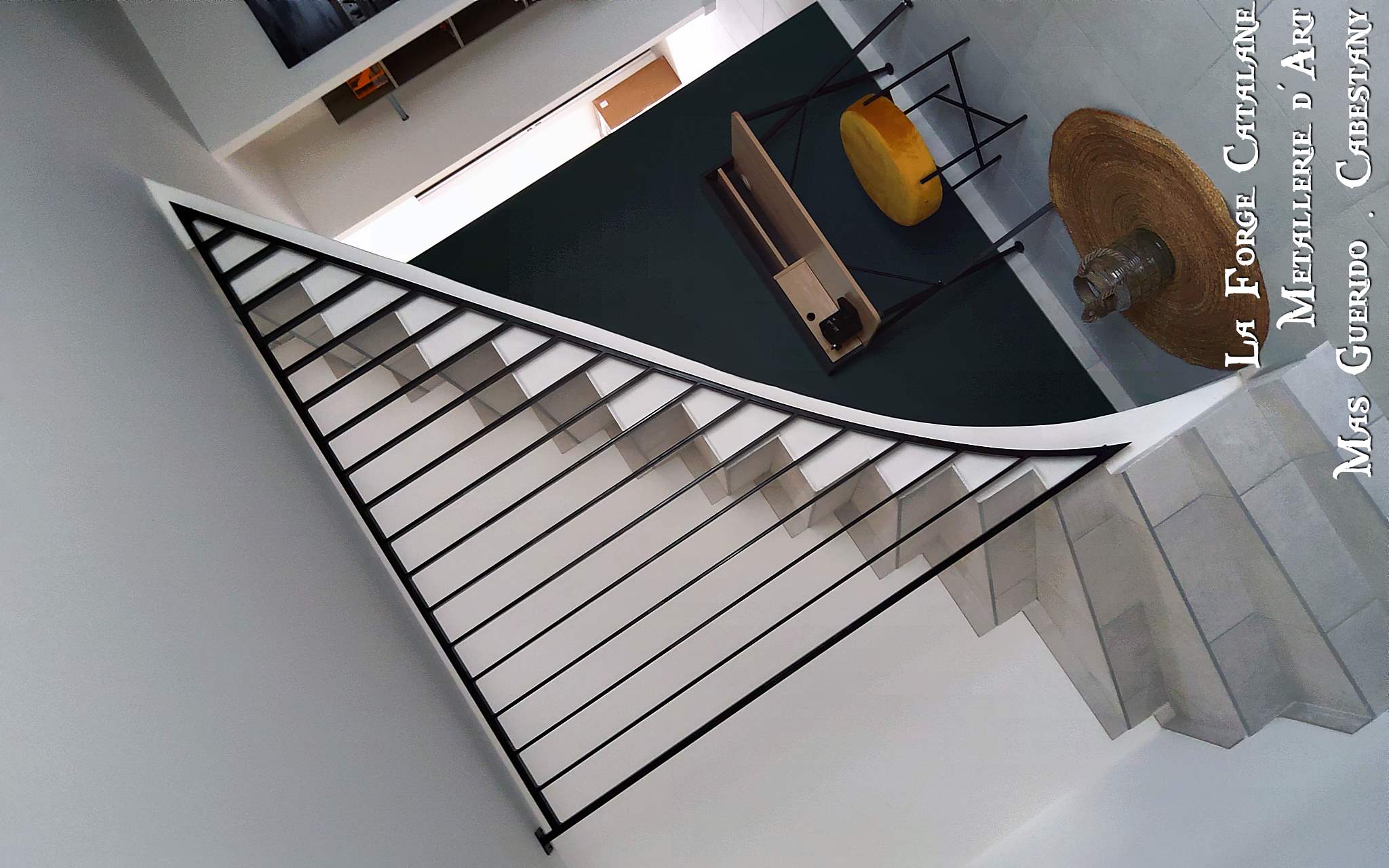 rampant escalier barreaudage droit  toute hauteur forge catalane.jpg